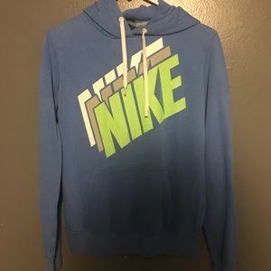 nike sweatshirt